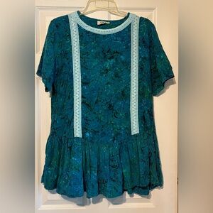 Go Fish Batik look Watercolor tunic ruffled hem. Size XL